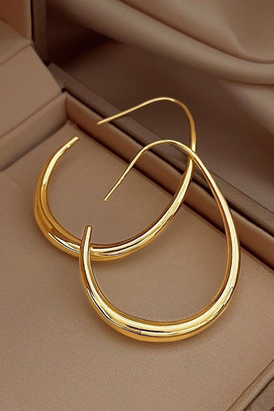 https://cdn.shopify.com/s/files/1/0950/1854/9553/files/2721cf02-cdde-41ca-b665-fb3a33cc5281_12b6ee12-a2f7-48de-8bbc-b04870abe8ba.jpg?v=1766666326