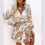 Nereda - Vestido mini con escote en V, manga larga y volantes